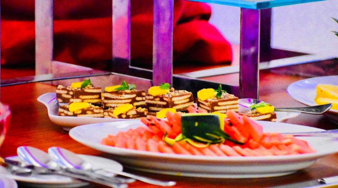 Hotel Summer Haven بولاناروفاي المظهر الخارجي الصورة